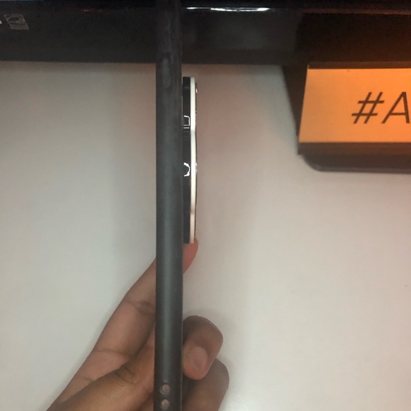 Phone case - Picture 3 of 4